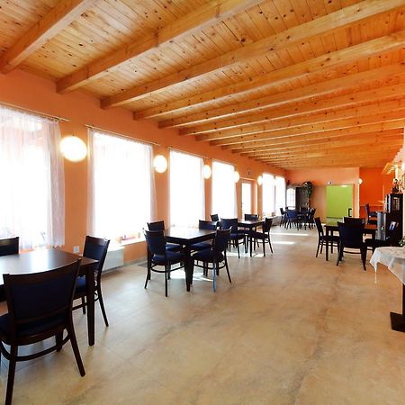 Penzion Folbr Hotel Dlouha Lhota  Exterior photo