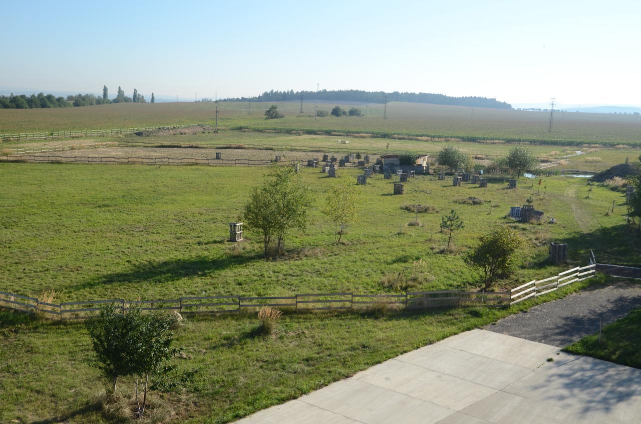 Penzion Folbr Dlouha Lhota  Exterior photo